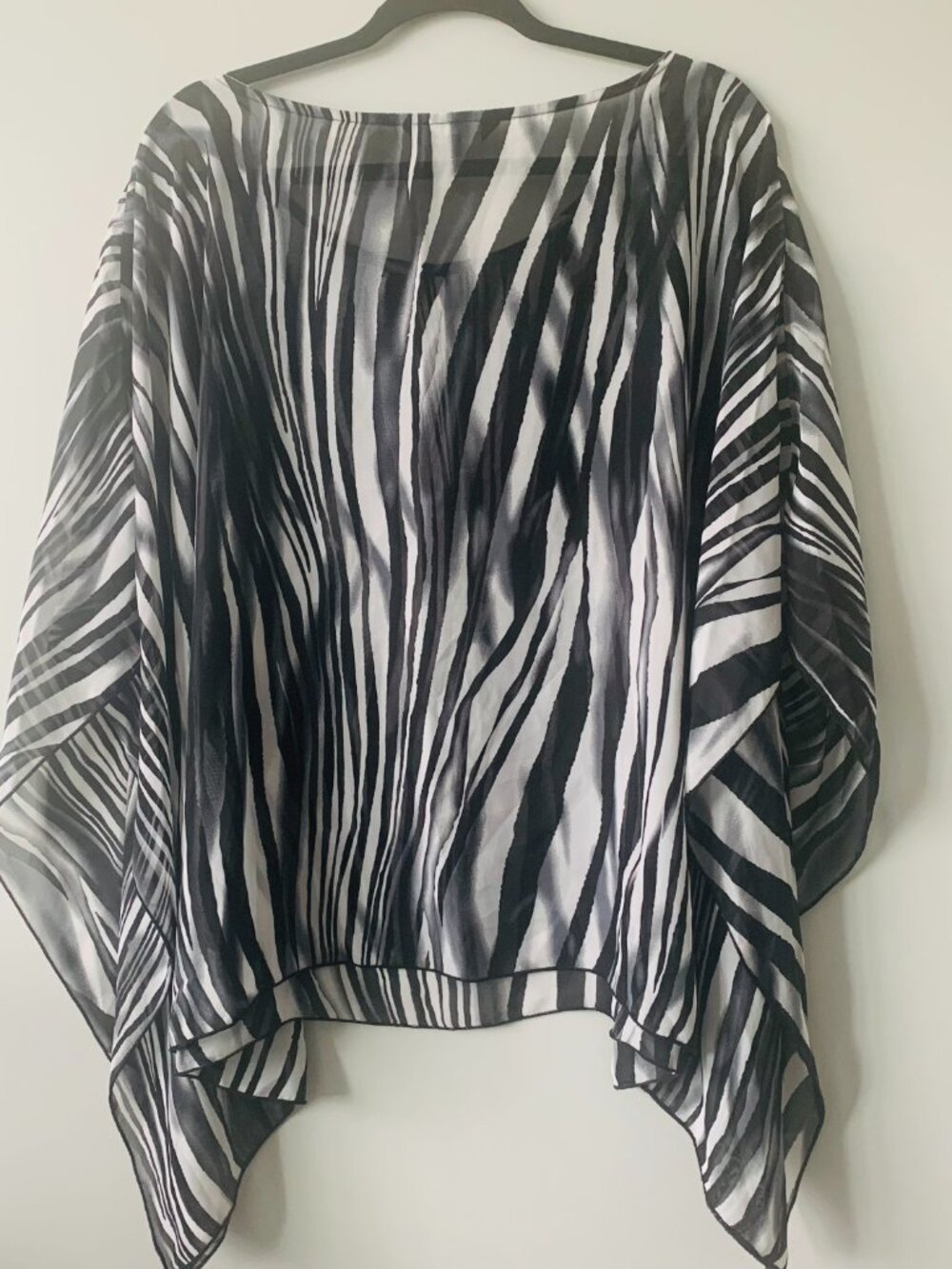 Addition Elle Abstract Relaxed drape style Blouse - Picture 2 of 8